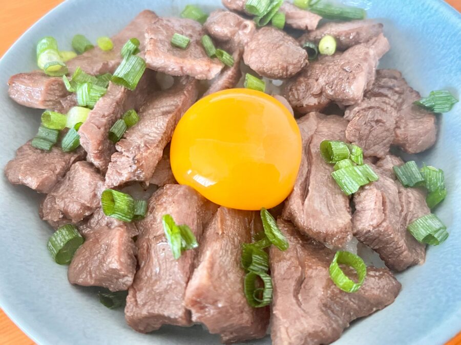 肉のいとうの熟成肉厚牛たん丼