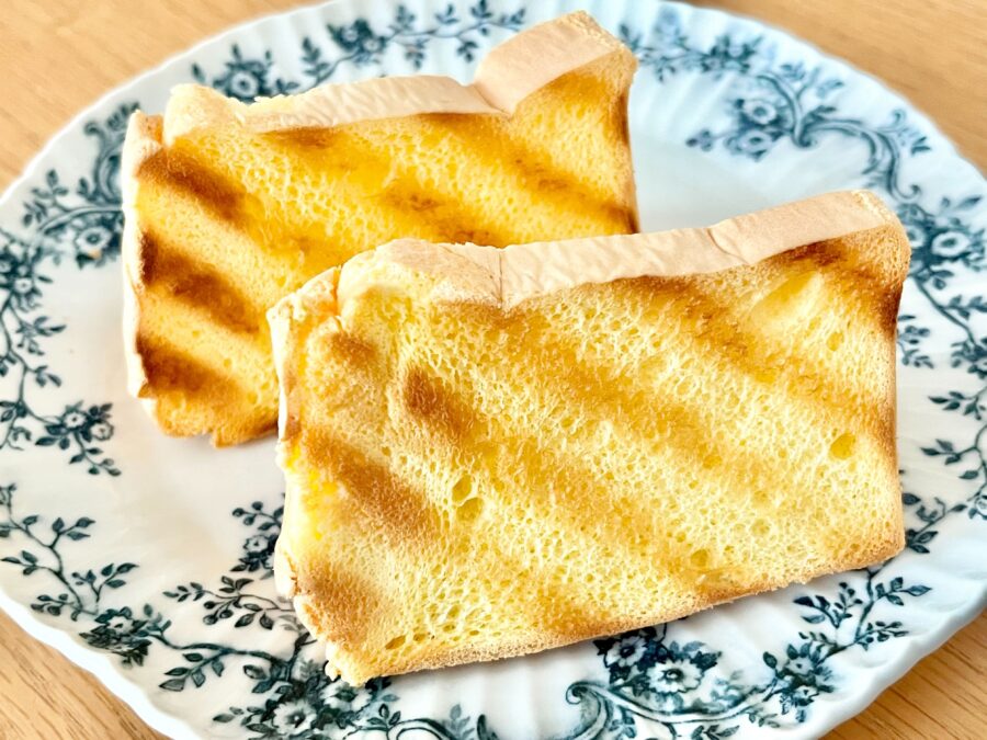シフォンカフェ ファヴォリのシフォンケーキのトーストアレンジ