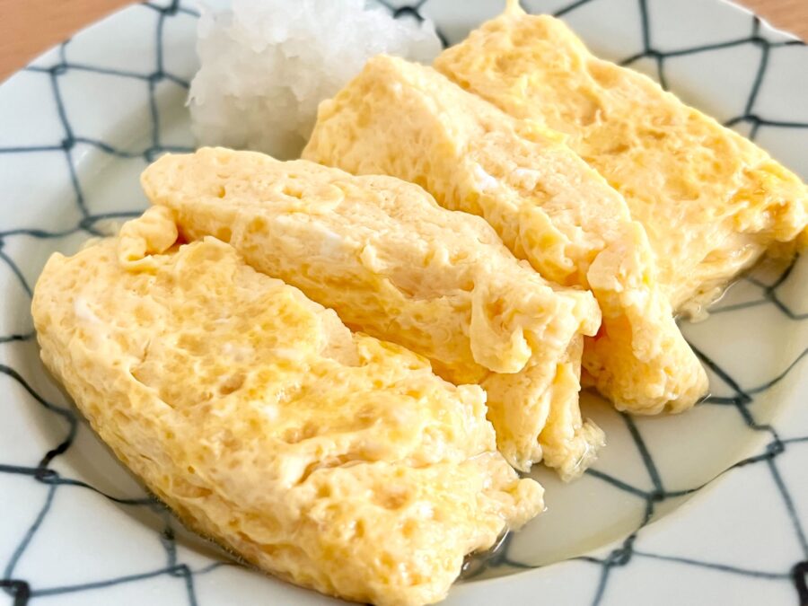 だしの山廣の至極の黄金だし玉<GYOKU>を使った、だし巻き卵