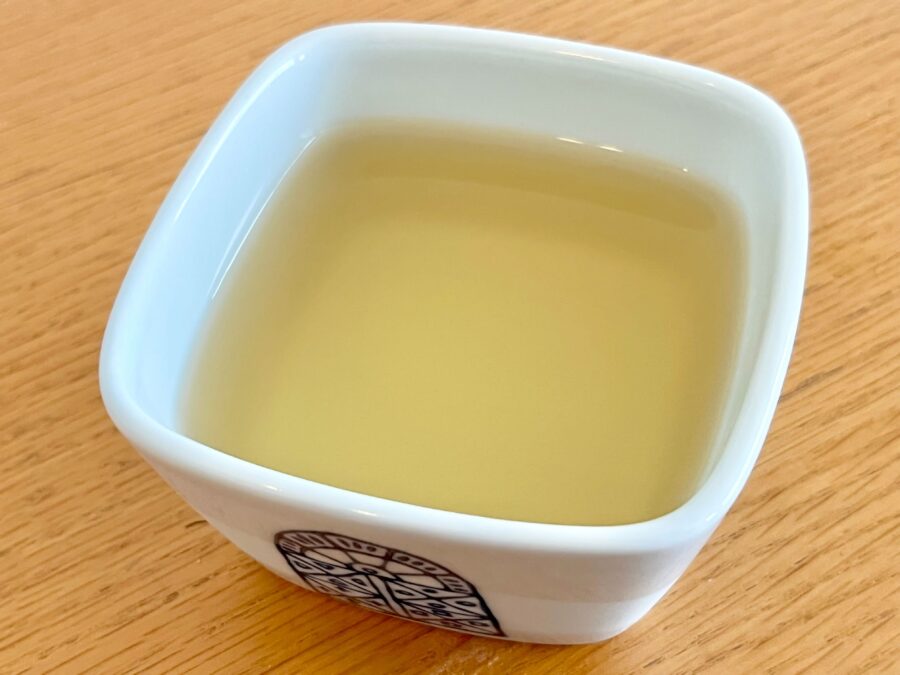 だしの山廣の至極の黄金だし玉<GYOKU>の出汁